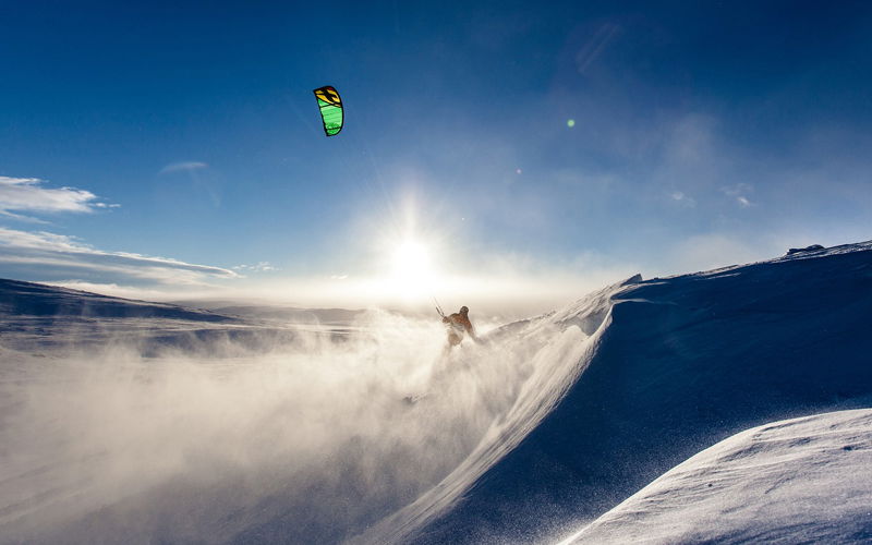Snowkiting