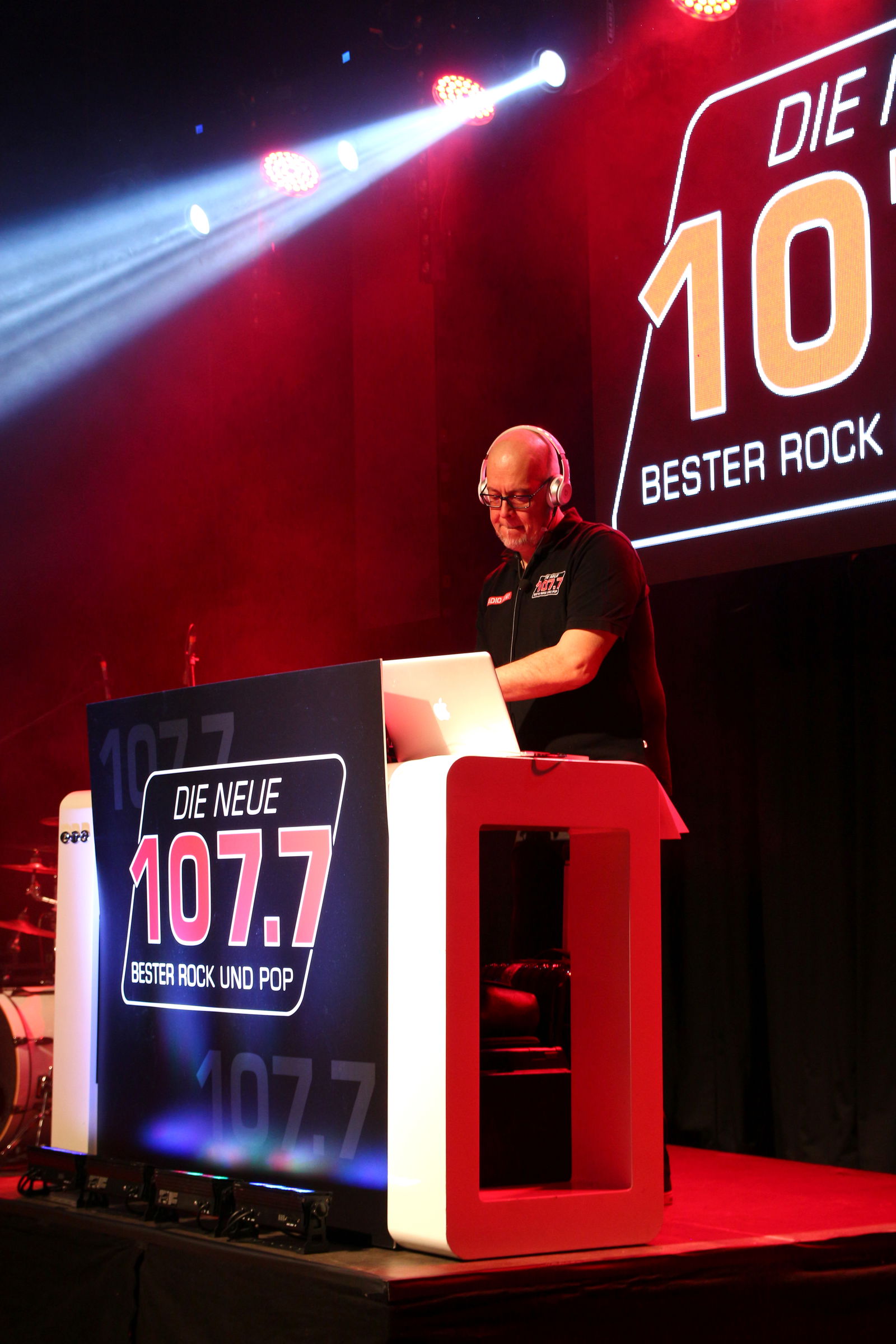 DIE NEUE 107.7 Party_33