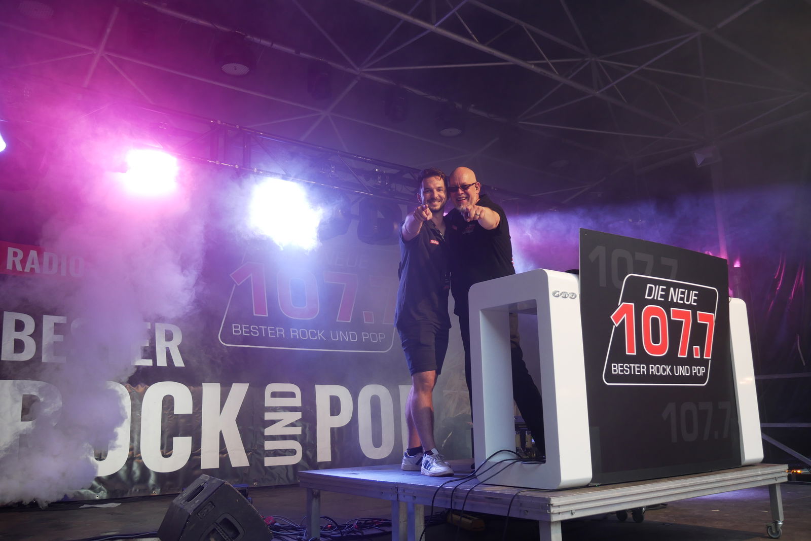 DIE NEUE 107.7 Party_7