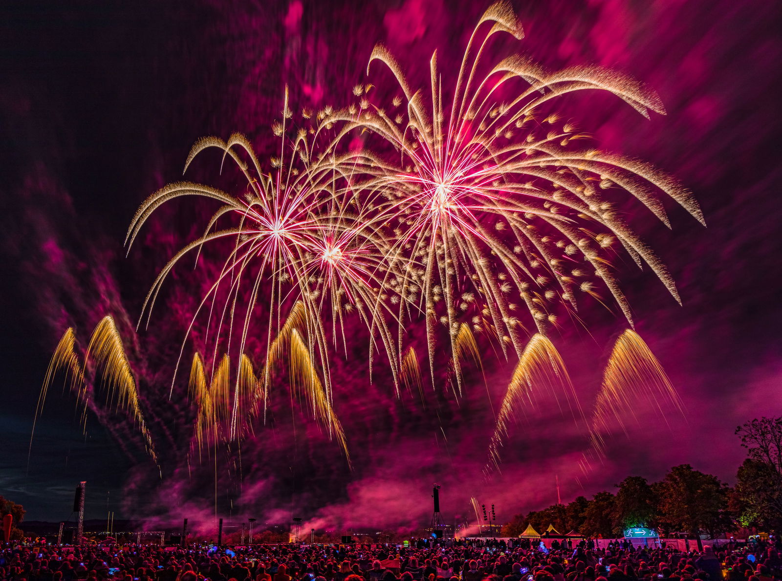 Flammende Sterne 2025