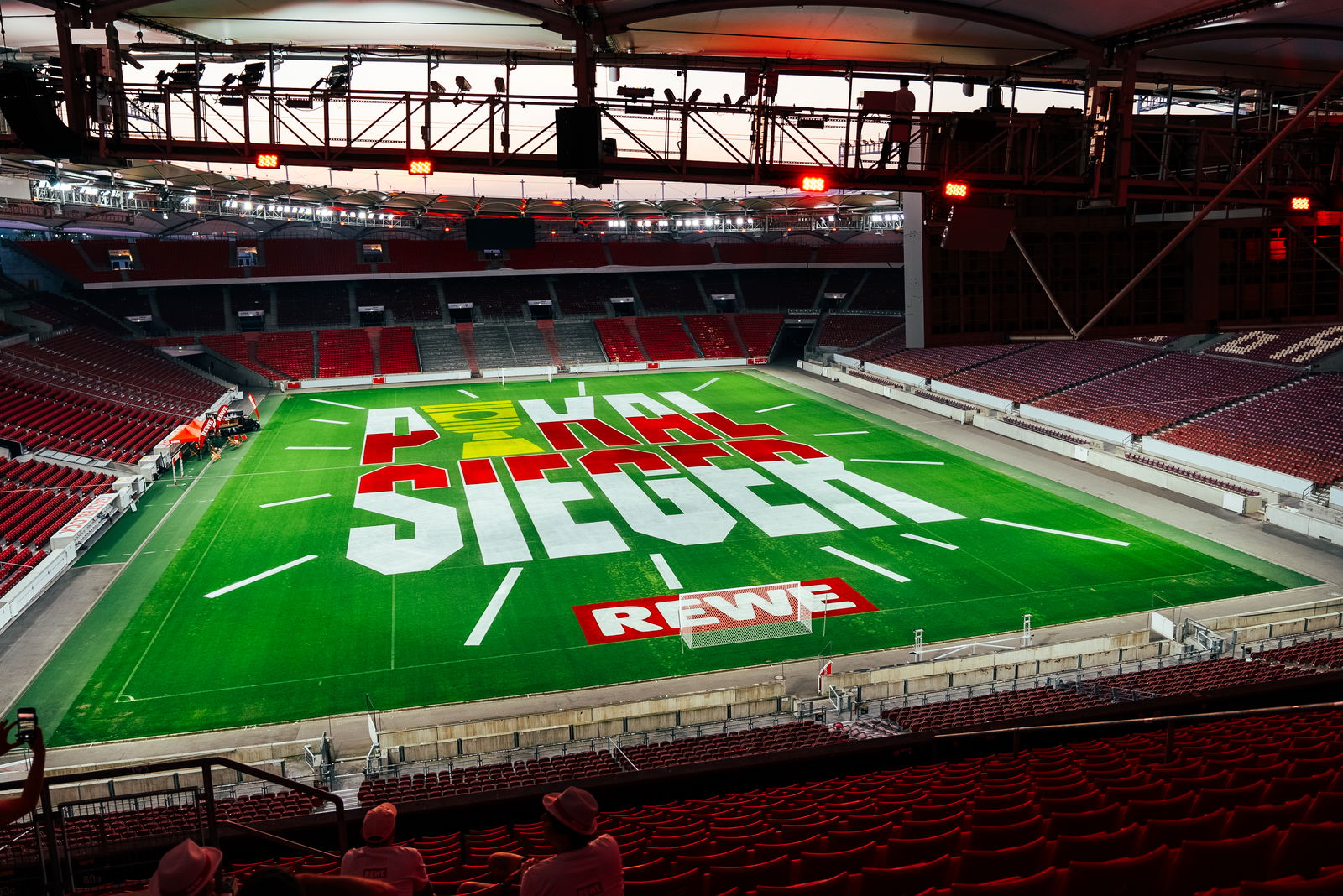 REWE-Pokalsieger-Aktion-VFB-04