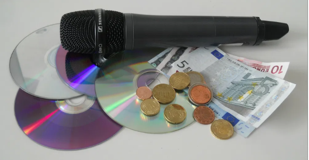 Mit musik Geld verdienen