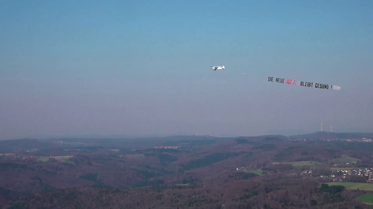 Unser Wunsch: bleibt gesund! DIE NEUE 107.7 Bannerflieger